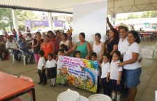 Entregó CARA apoyos a escuelas de la Costa Oaxaqueña