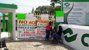 Dicidencia del sindicato del CONALEP toman el plantel en San Antonio de la Cal (2)