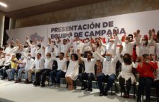 Presenta Alejandro Avilés a su equipo de campaña
