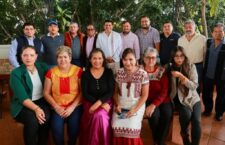 Se reúne Salomón Jara con vecinos de Barrio de Jalatlaco
